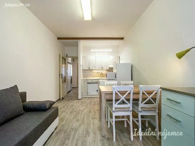 Pronájem bytu 2+kk 46 m² Mezipolí, Praha - Michle