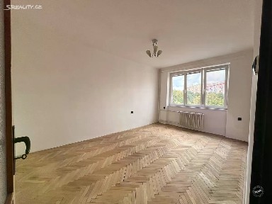 Pronájem bytu 2+1 57 m² Ruská, Praha - Vršovice