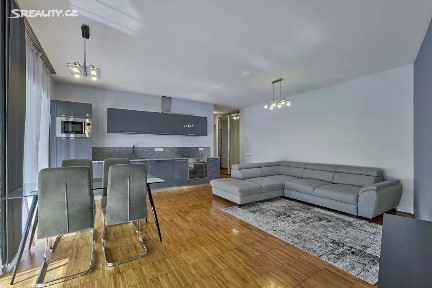 Pronájem bytu 2+kk 62 m² Prokopova, Praha - Žižkov