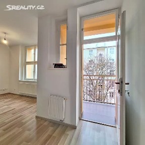 Pronájem bytu 3+kk 80 m² Roháčova, Praha - Žižkov
