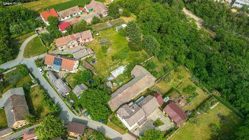 Prodej rodinného domu 137 m², pozemek 1393 m²