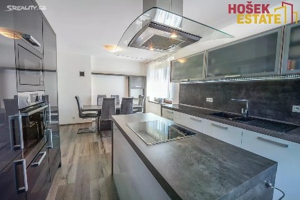 Prodej rodinného domu 162 m², pozemek 581 m²