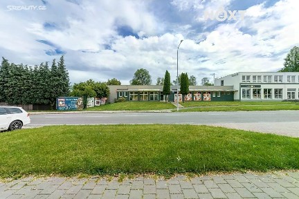 Pronájem obchodního prostoru 142 m²