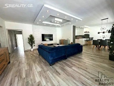 Pronájem rodinného domu 172 m², pozemek 522 m² Šardice