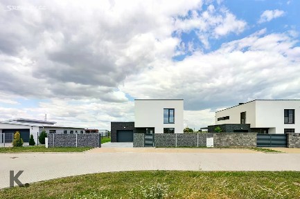 Pronájem rodinného domu 196 m², pozemek 850 m² Jenštejn - Dehtáry