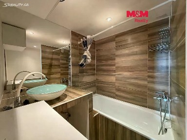 Pronájem bytu 3+1 66 m² Javorová, Most