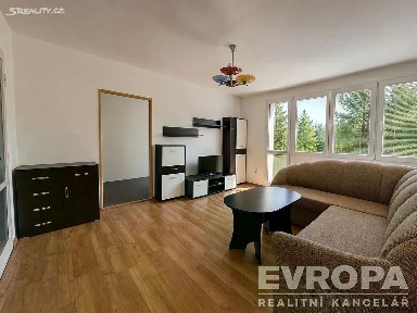 Pronájem bytu 3+1 62 m² Severní, Hradec Králové - Slezské Předměstí