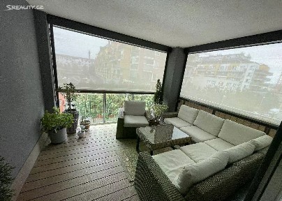 Pronájem bytu 3+kk 85 m² Pod Harfou, Praha - Vysočany