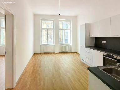 Pronájem bytu 4+kk 105 m² Milady Horákové, Praha - Holešovice