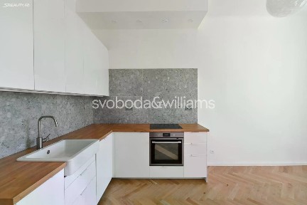 Pronájem bytu 2+1 83 m² Řipská, Praha - Vinohrady