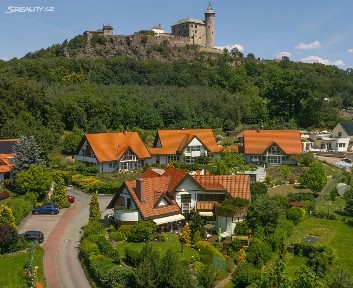 Prodej rodinného domu 718 m², pozemek 1306 m² Ráby