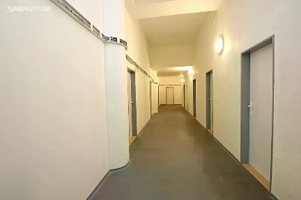 Pronájem skladového prostoru 155 m² Na Petřinách, Praha - Břevnov