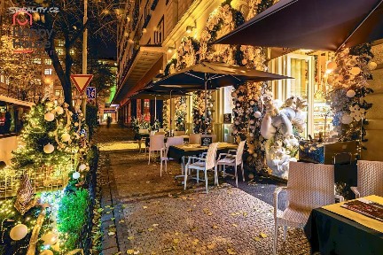 Pronájem kanceláře 224 m² Italská, Praha - Vinohrady