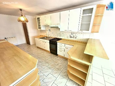 Pronájem bytu 4+1 120 m² nám. T. G. Masaryka, Švihov