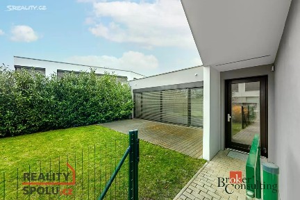 Prodej rodinného domu 156 m², pozemek 248 m² U Golfu, Praha - Horní Měcholupy