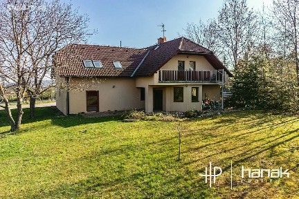 Prodej rodinného domu 259 m², pozemek 2016 m²
