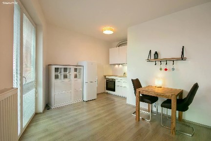 Prodej bytu 1+kk 33 m² Sazovická, Praha - Zličín