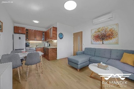 Pronájem bytu 2+kk 43 m² Lomená, Zbuzany