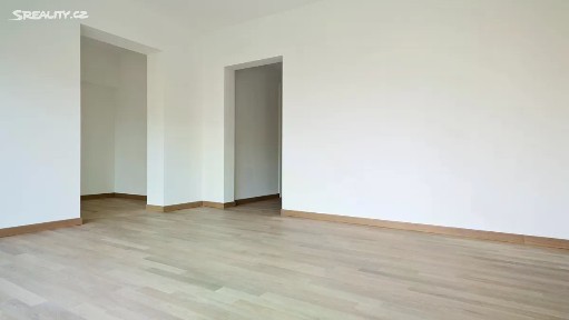 Prodej činžovního domu 340 m² Praha - Praha 12