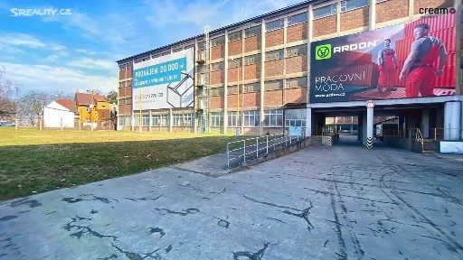 Pronájem kanceláře 100 m²
