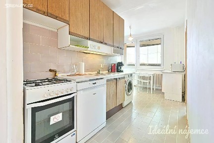 Pronájem bytu 3+1 74 m² Kuršova, Brno - Bystrc