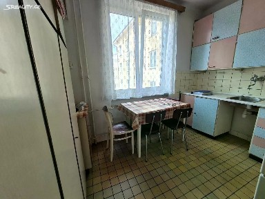 Nedvězská, Praha - Strašnice