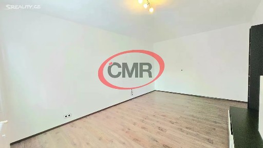 Pronájem bytu 1+1 33 m² Rakovského, Praha - Modřany