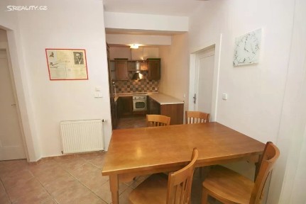Pronájem bytu 3+kk 90 m² U lužického semináře, Praha - Malá Strana