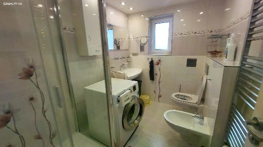 Pronájem bytu 1+kk 25 m² Lýskova, Praha - Stodůlky