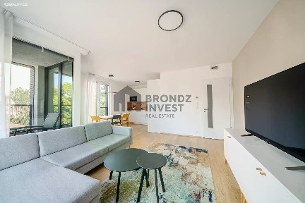 Pronájem bytu 2+kk 59 m² Litoměřická, Praha