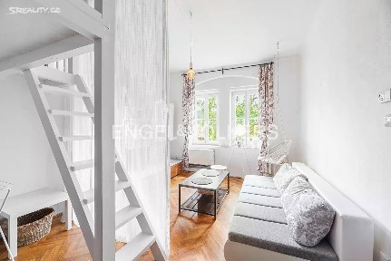 Pronájem bytu 2+kk 36 m² Grafická, Praha - Smíchov