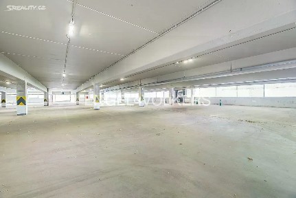 Pronájem komerční nemovitosti 4500 m²