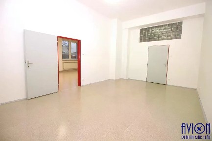 Pronájem kanceláře 69 m² U Trati, Praha - Strašnice