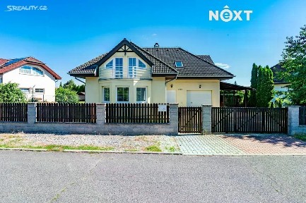 Pronájem rodinného domu 166 m², pozemek 805 m² Zachařova, Hostivice