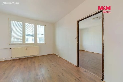 Prodej bytu 1+1 37 m² Slavíčkova, Sokolov