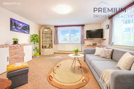 Prodej rodinného domu 190 m², pozemek 468 m²