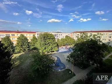 Prodej bytu 3+1 70 m² Bedřicha Buchlovana, Uherské Hradiště - Mařatice
