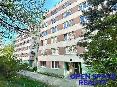 Prodej bytu 1+1 42 m² Sídliště Plešivec, Český Krumlov - Plešivec