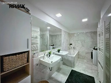Prodej bytu 3+kk 67 m² Na Zlaté stoce, České Budějovice - České Budějovice 2