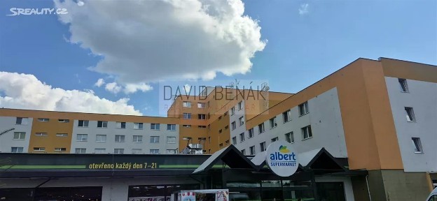 Pronájem bytu 2+kk 54 m² třída Edvarda Beneše, Hradec Králové - Nový Hradec Králové