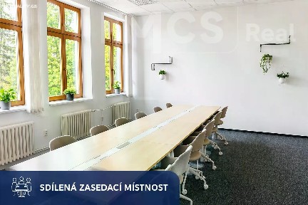 Hradec Králové, Pražské Předměstí, Dukelská třída, 16