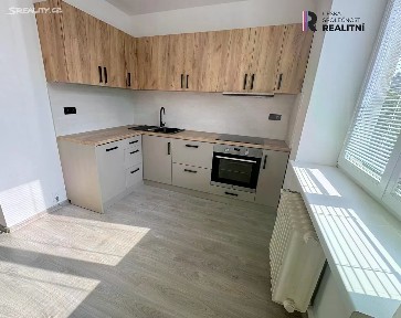 Pronájem bytu 2+1 54 m² Majakovského, Karlovy Vary - Rybáře