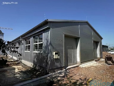 Pronájem výrobní haly, prostoru 557 m²