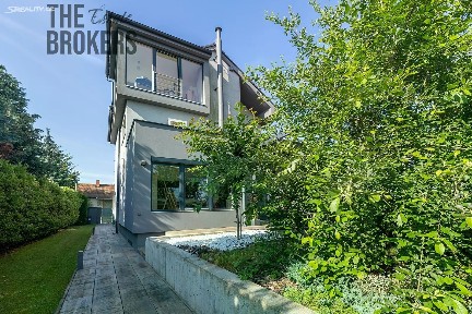 Pronájem rodinného domu 300 m², pozemek 858 m² K novým domkům, Praha - Lahovice