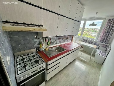 Pronájem bytu 3+1 77 m² Svat. Čecha, Zlín - Prštné