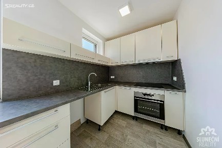 Pronájem bytu 2+1 70 m² Sokolovská, Veselí nad Moravou