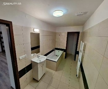 Pronájem bytu 2+kk 48 m² Přáslavice