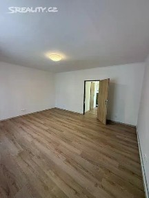 Pronájem bytu 1+kk 52 m² Želivského, Český Brod