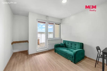 Pronájem bytu 2+kk 43 m² V Honech, Klecany