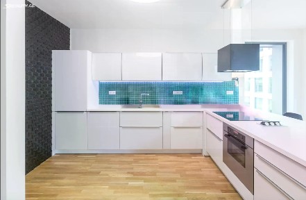 Pronájem bytu 2+kk 60 m² Pernerova, Praha - Karlín